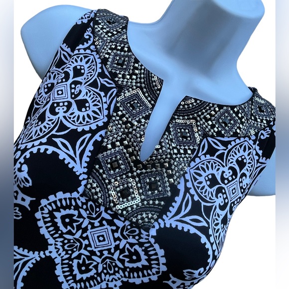 WHITE HOUSE | BLACK MARKET | Medium Petite | Mini Dress - Picture 3 of 4